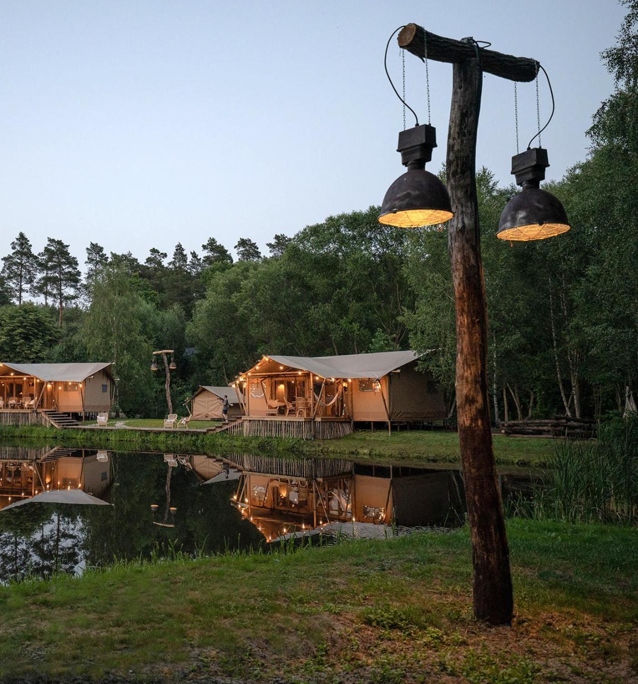 Urzeka Hotel Drzewce  ภายนอก รูปภาพ